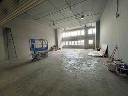 Carros Centre (D25), Factory #588638411